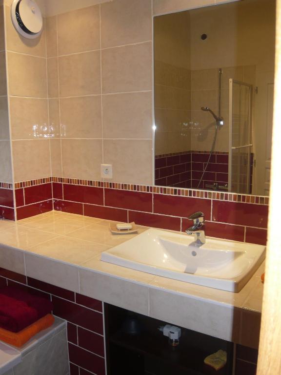 Chambres D'Hotes Grange Carree Saint-Remy  Номер фото